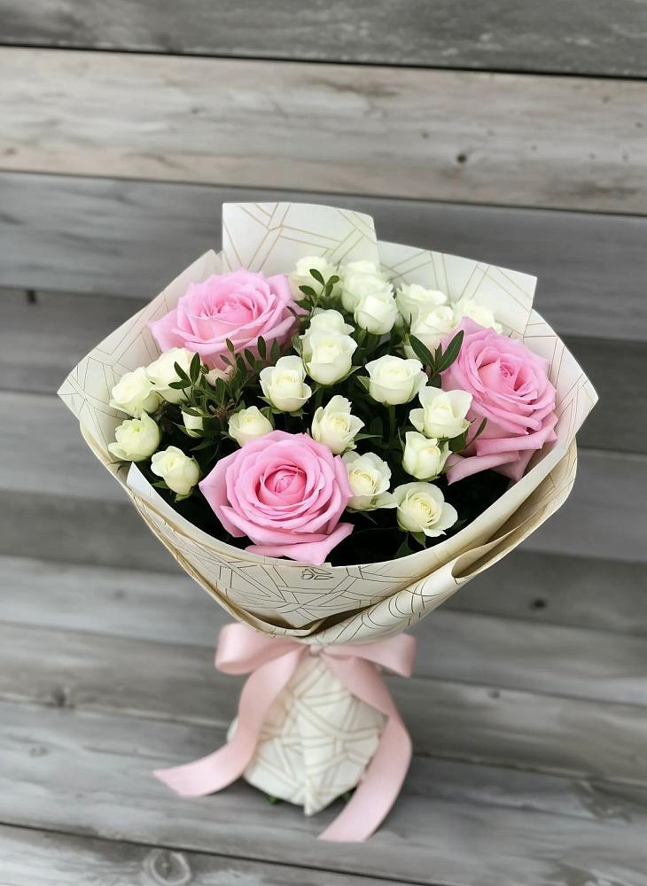 Букет цветов из: Розы в Заречный
