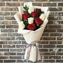 Букет цветов из:  Розы в Заречный