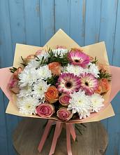 Букет цветов из:  Розы, Герберы и Хризантемы в Заречный