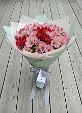 Букет цветов из:  Альстромерии #REPLACE_PRED# Заречный