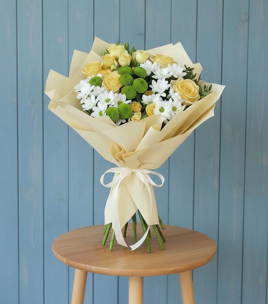 Букет цветов из: Хризантемы и Розы в Заречный