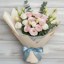 Букет цветов из:  Лизиантусы в Заречный