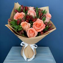 Букет цветов из:  Розы и Альстромерии в Заречный
