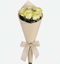 Букет цветов из:  Розы в Заречный