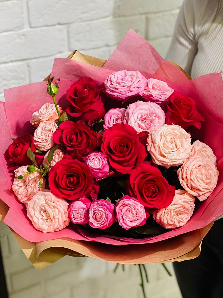 Букет цветов из: Розы в Заречный