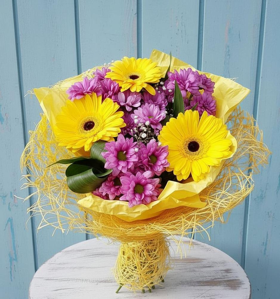Букет цветов из: Хризантемы и Герберы в Заречный