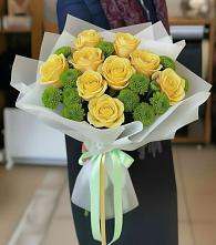 Букет цветов из:  Хризантемы и Розы в Заречный