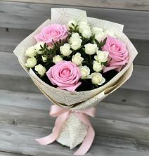 Букет цветов из:  Розы в Заречный