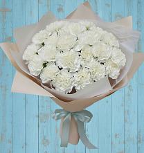 Букет цветов из:  Гвоздики #REPLACE_PRED# Заречный